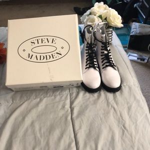 Steve Madden Boots 8 1/2 Brand new